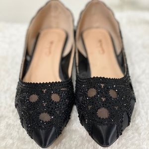 Elegant Pointed Toe Rhinestone Mesh Flats